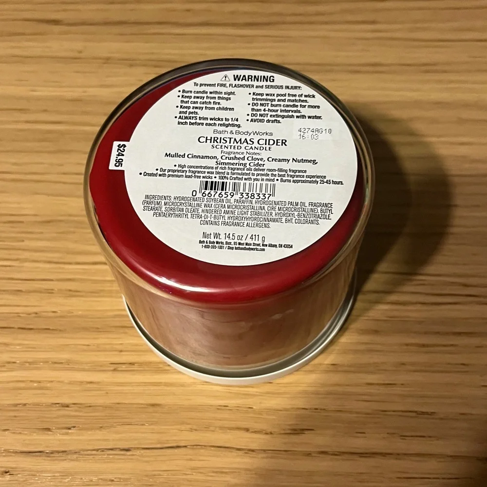 Bath & Body Works Red Mug Christmas Candle